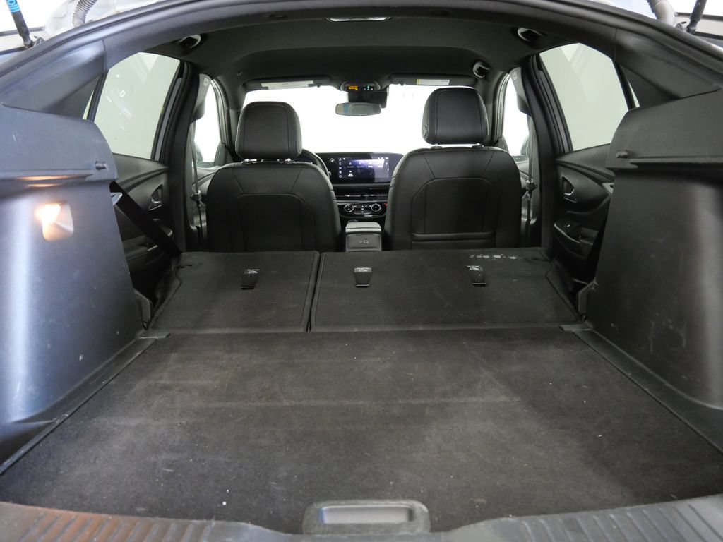 Used 2025 Buick Envista Sport Touring FWD image 25