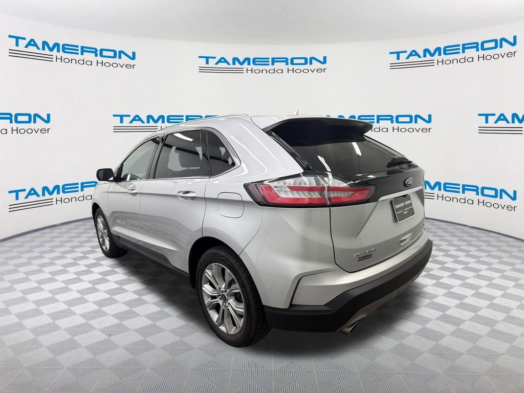 Used 2019 Ford Edge Titanium image 3