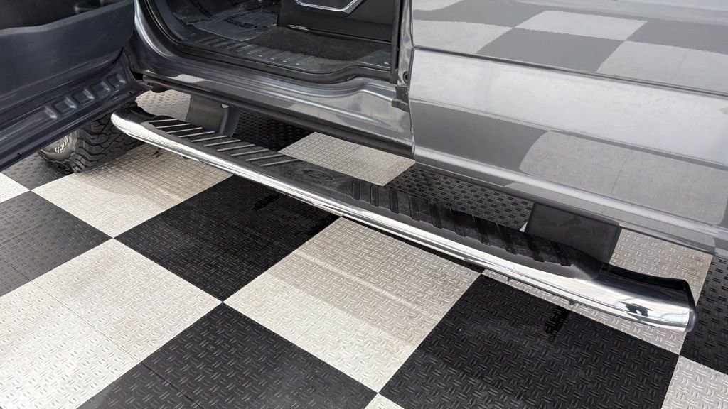 Used 2023 Ford F350 Lariat w/ Tow Technology Package AWD/4WD image 31