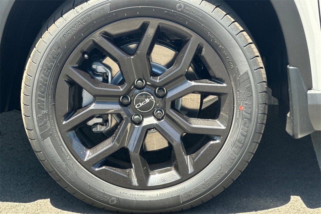 New 2025 Honda Pilot Touring image 31