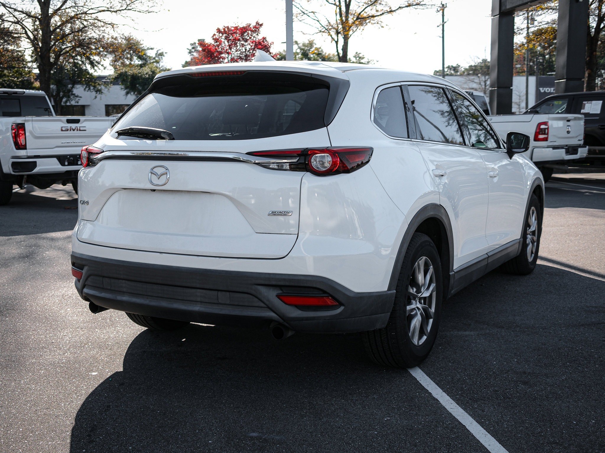 Used 2018 MAZDA CX-9 Touring image 11