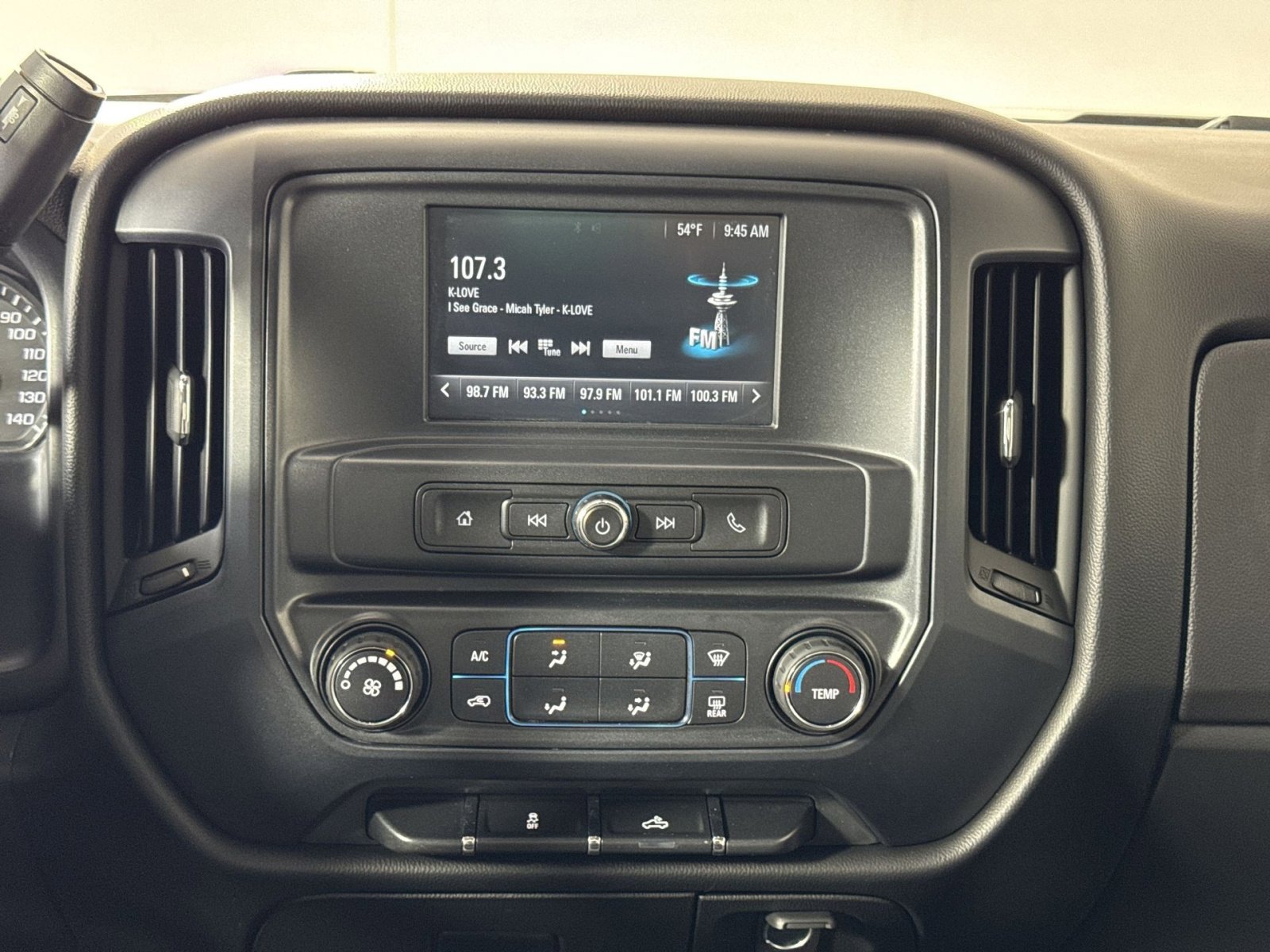 Used 2016 Chevrolet Silverado 1500 Custom w/ Custom Convenience Package image 18