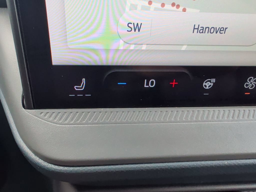 New 2025 Ford Maverick Lobo AWD/4WD image 24