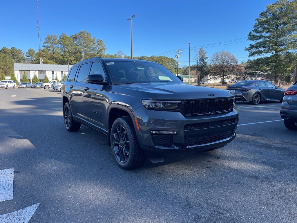 New 2025 Jeep Grand Cherokee L Limited w/ MOPAR Finishing Package image 4