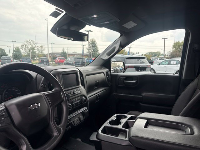 Used 2024 Chevrolet Silverado 1500 Custom Trail Boss w/ LPO, Dark Essentials Package AWD/4WD image 10