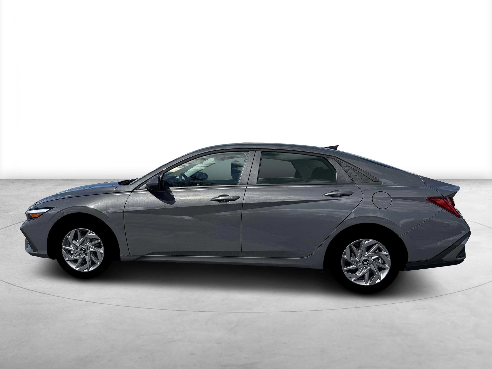New 2026 Hyundai Elantra Blue image 3