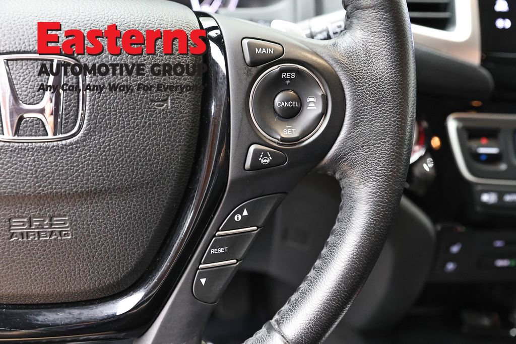 Used 2017 Honda Pilot Elite image 16