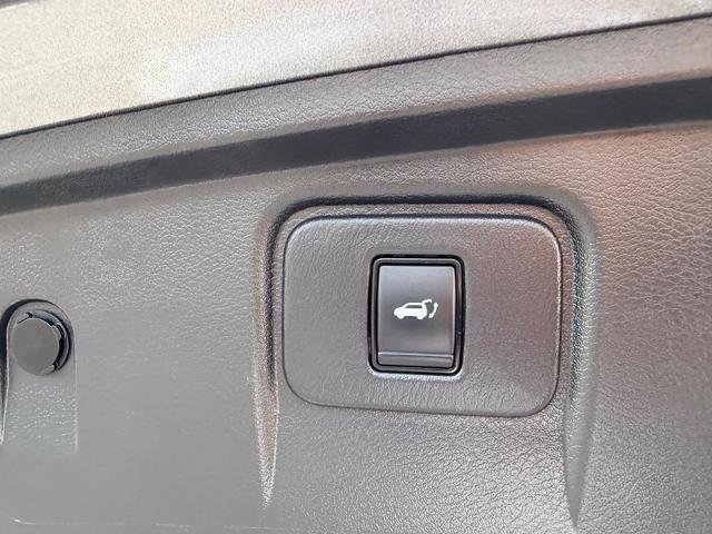 Used 2022 Nissan Murano SL w/ SL Moonroof Package image 8