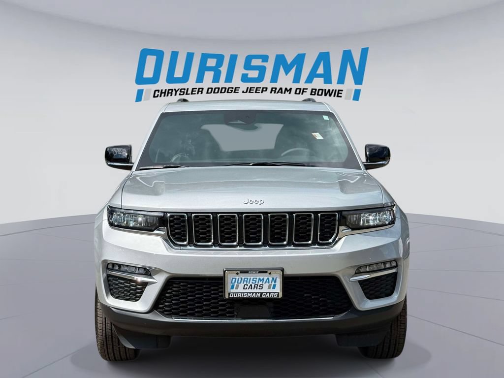 Used 2025 Jeep Grand Cherokee Limited AWD/4WD image 6