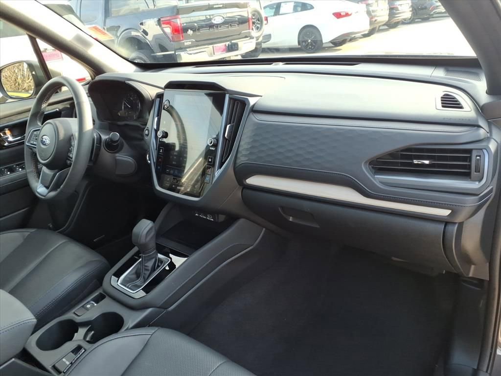 Used 2025 Subaru Forester Limited image 16