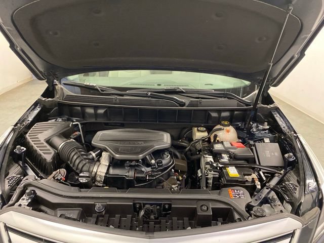 Used 2017 Cadillac XT5 Luxury w/ Driver Awareness Package AWD/4WD image 30