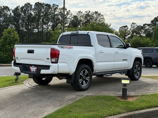Used 2016 Toyota Tacoma TRD Sport w/ Premium & Technology Package AWD/4WD image 6
