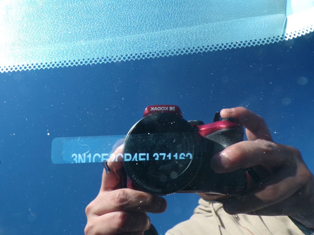 Used 2014 Nissan Versa Note SV image 33