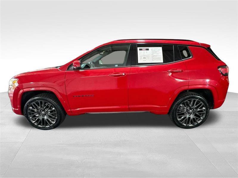 Used 2022 Jeep Compass Limited w/ (RED) Package AWD/4WD image 8