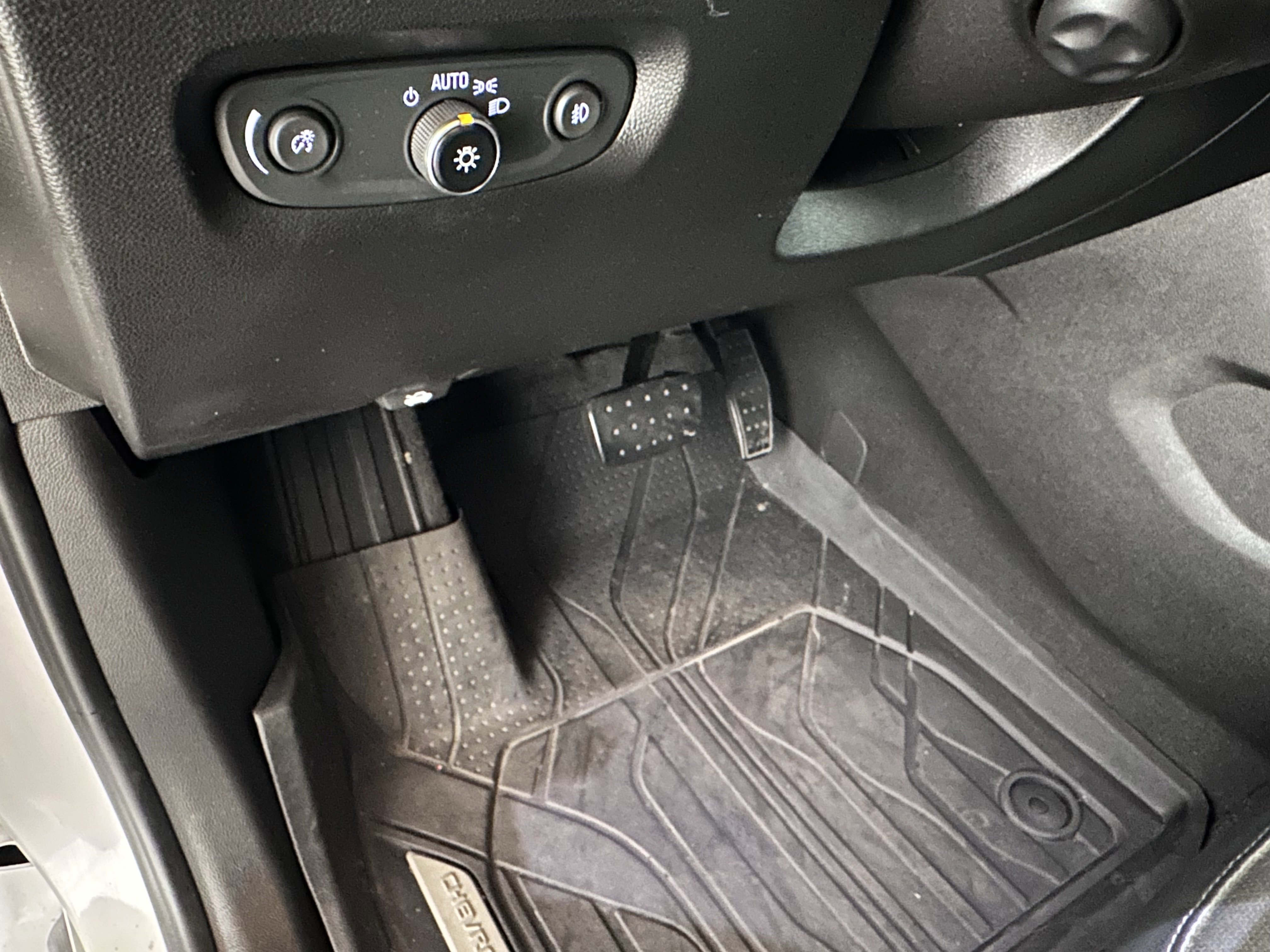 Used 2019 Chevrolet Traverse Premier w/ Driver Confidence II Package image 42