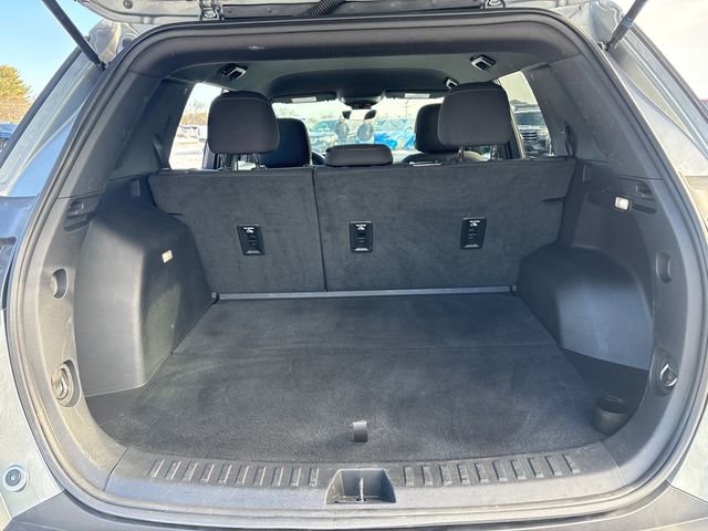 Used 2025 Chevrolet Equinox LT w/ Safety and Technology Package image 13