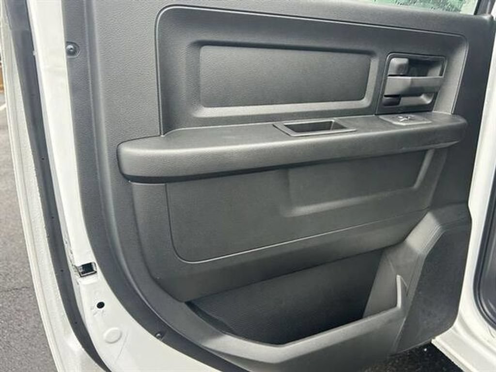 New 2026 RAM 5500 Tradesman w/ Chrome Appearance Group AWD/4WD image 19