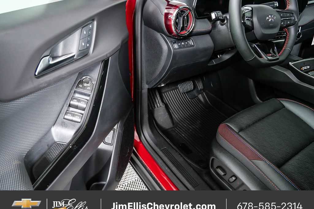 New 2026 Chevrolet Equinox RS w/ Convenience Package III AWD/4WD image 7