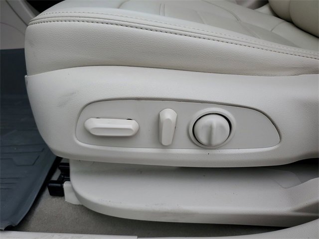 Used 2021 GMC Acadia Denali w/ Denali Technology Package image 20