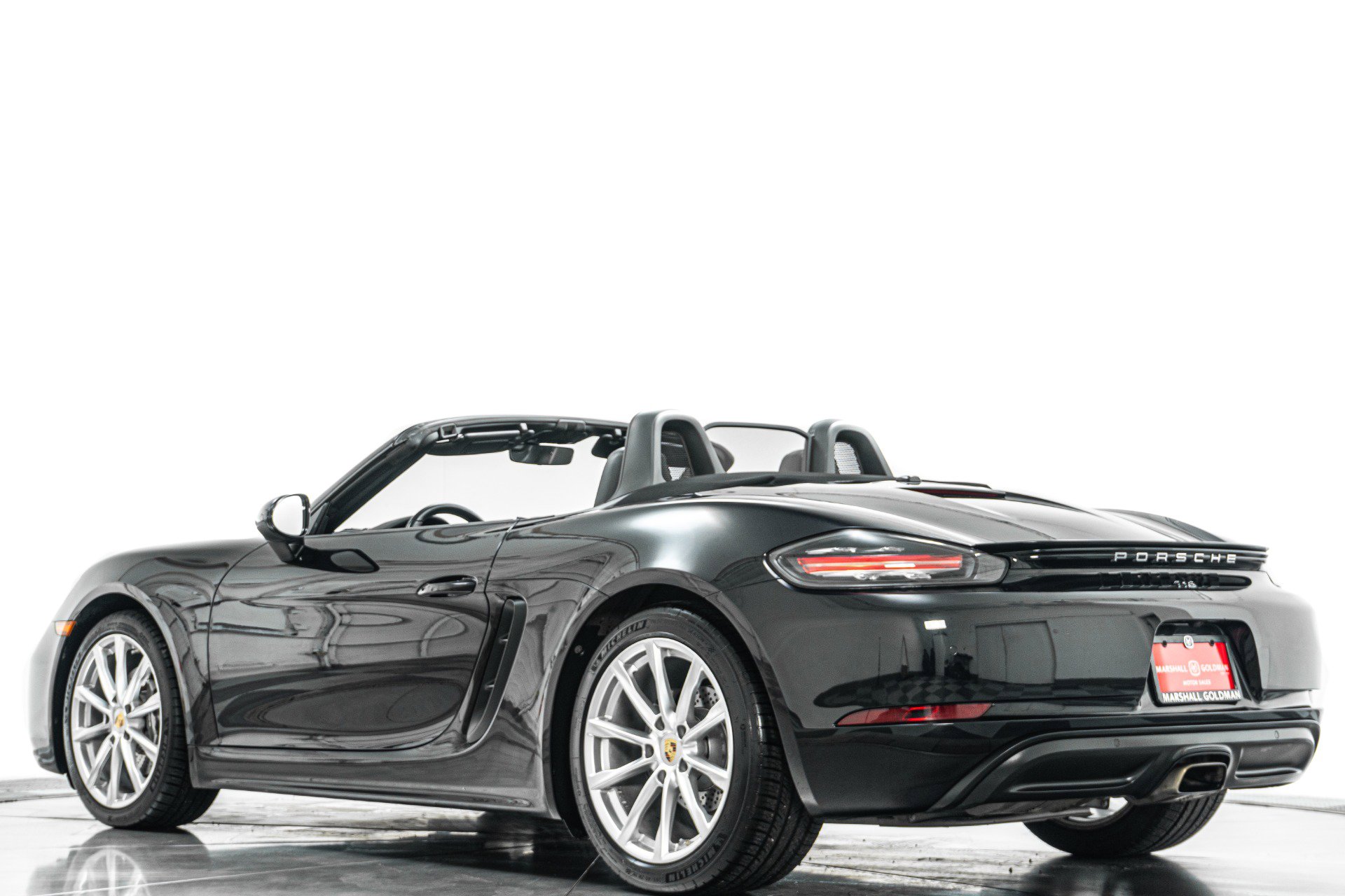 Used 2017 Porsche 718 Boxster RWD image 31