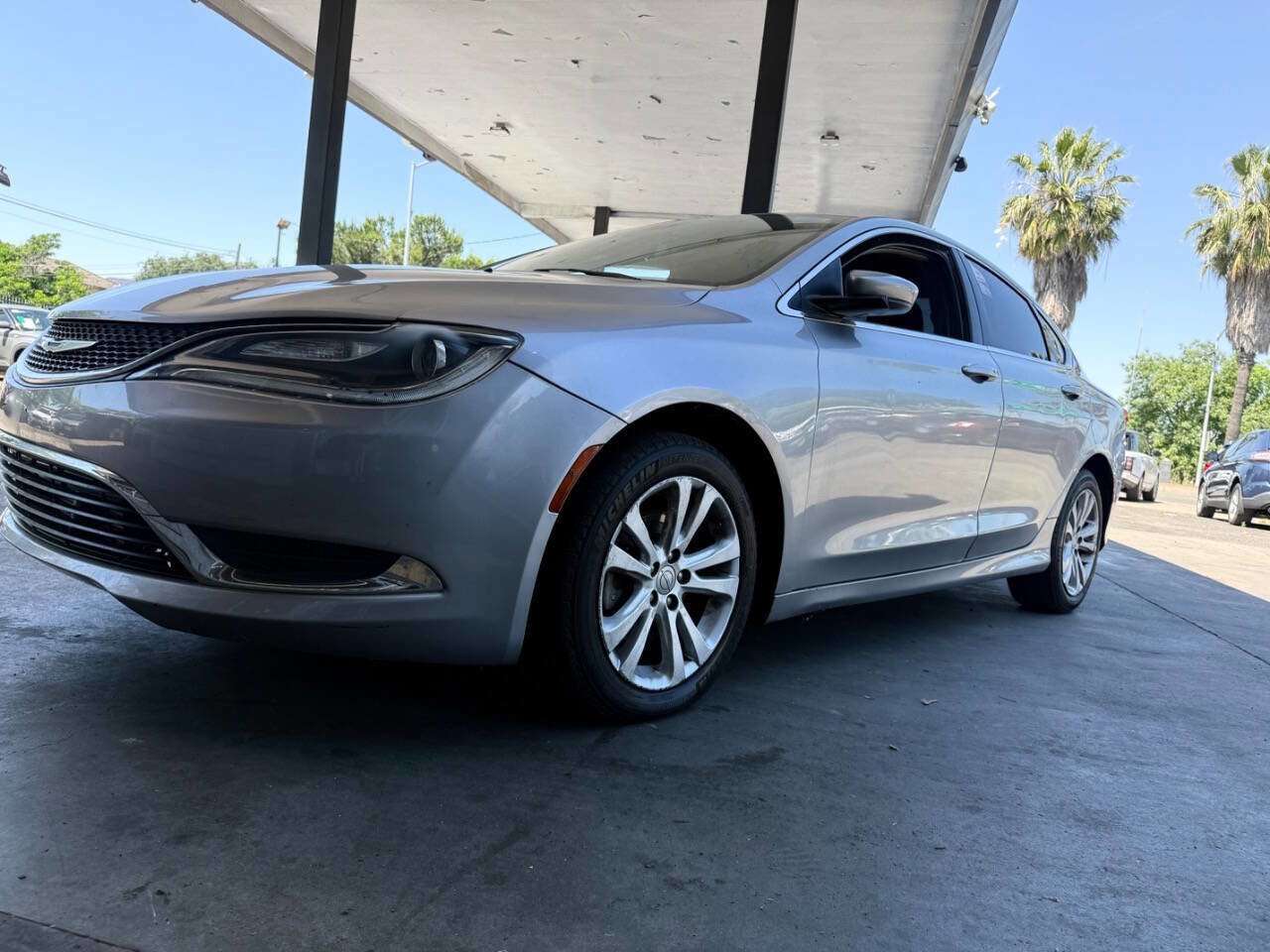 Used 2016 Chrysler 200 Limited w/ Convenience Group FWD image 31
