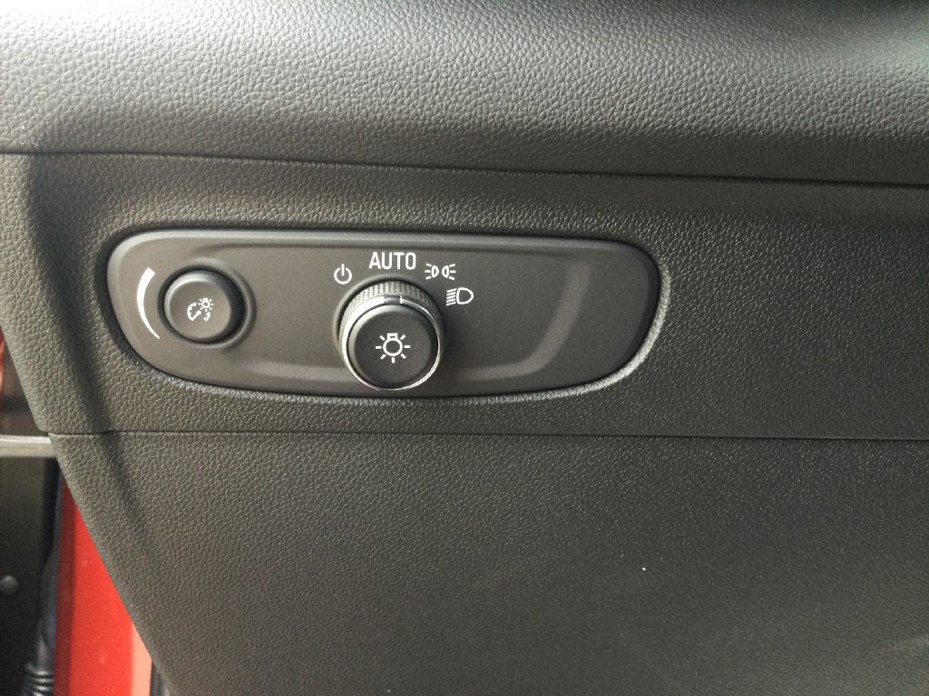 Used 2023 Buick Envision Preferred AWD/4WD image 16
