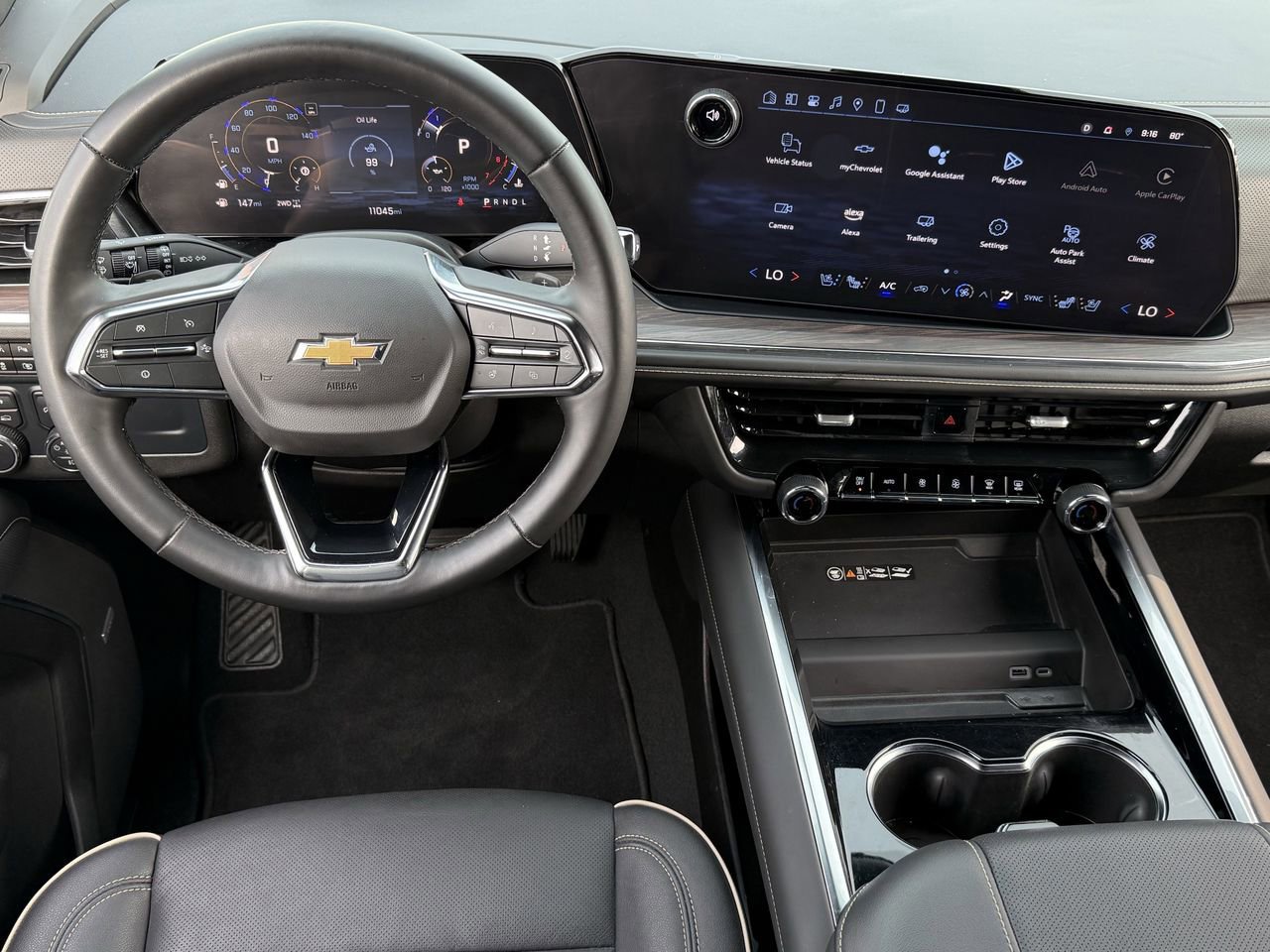 Certified 2025 Chevrolet Suburban Premier AWD/4WD image 11