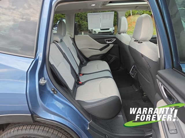 Used 2023 Subaru Forester Premium AWD/4WD image 17