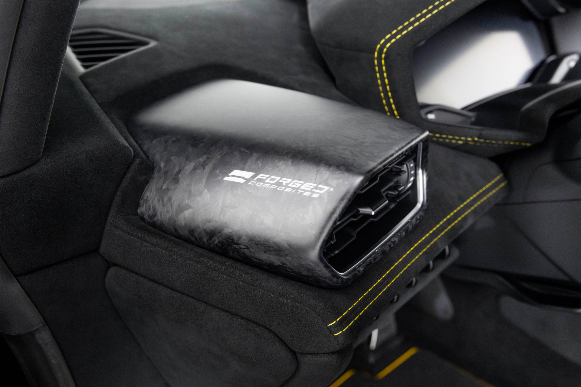 Used 2018 Lamborghini Huracan Performante image 29