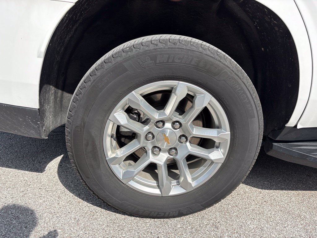 Used 2025 Chevrolet Tahoe LT AWD/4WD image 23