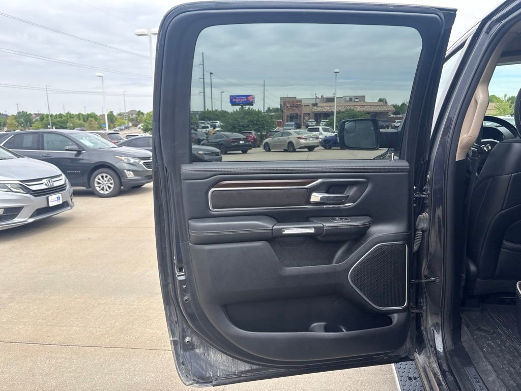 Used 2021 RAM 1500 Laramie AWD/4WD image 29