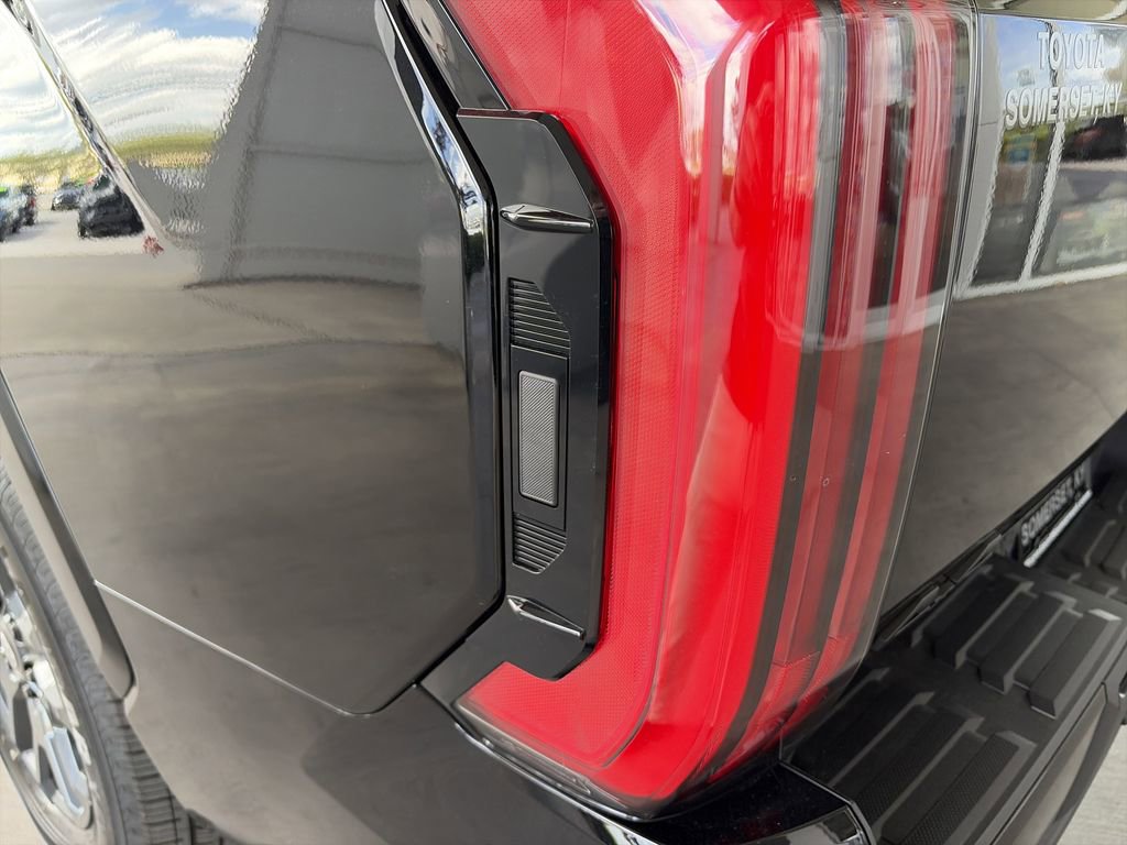 New 2026 Toyota Tundra Platinum AWD/4WD image 14