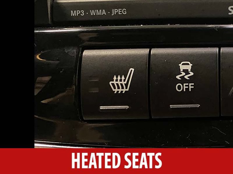 Used 2013 Chrysler 200 Limited FWD image 15