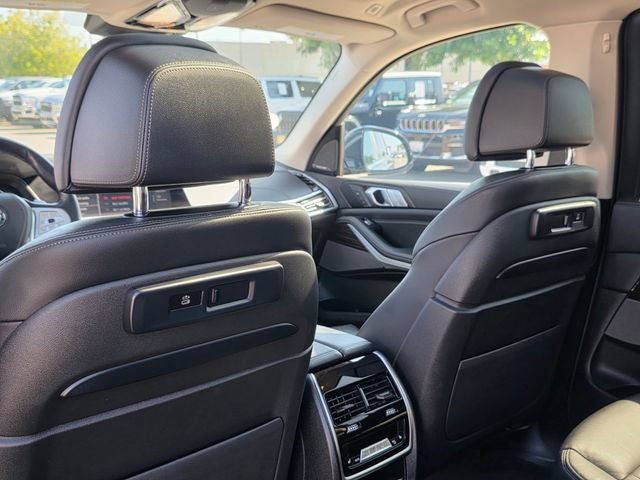 Used 2021 BMW X7 xDrive40i w/ Premium Package AWD/4WD image 22