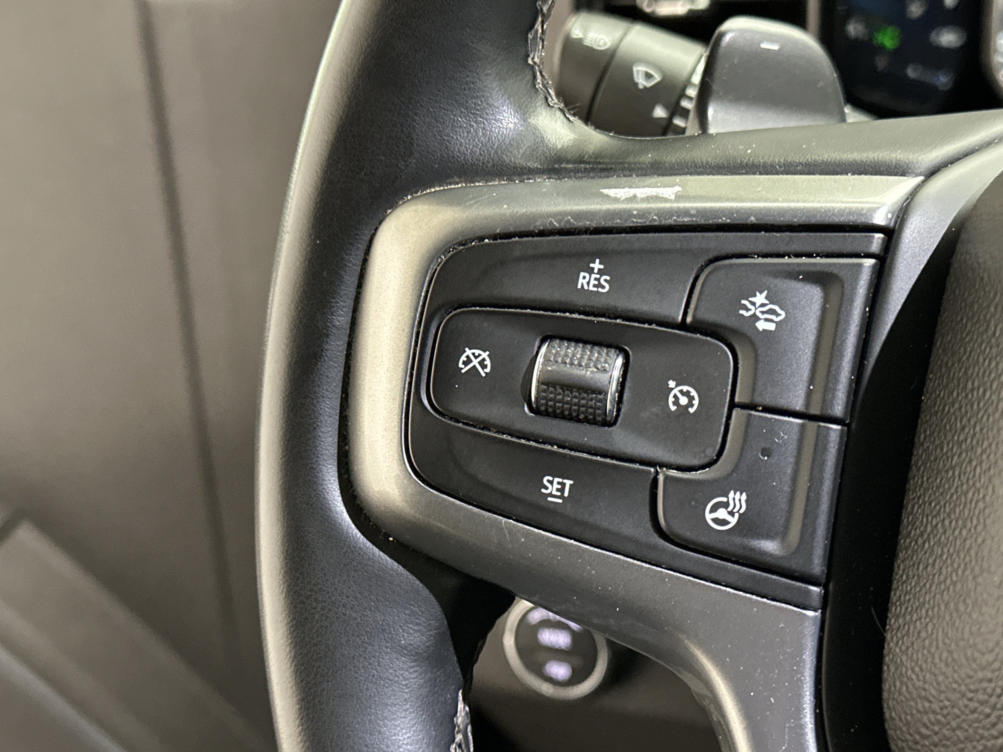 Used 2024 Chevrolet Silverado 1500 RST w/ Convenience Package II AWD/4WD image 27