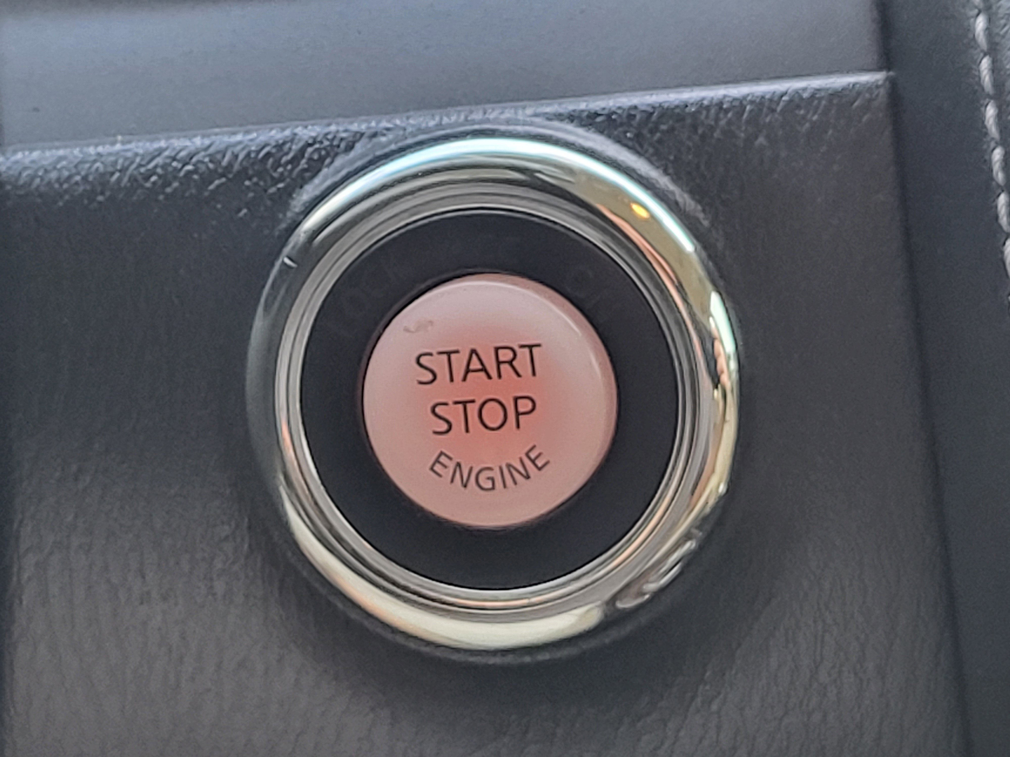 Used 2018 Nissan Armada SL w/ Moonroof Package image 19