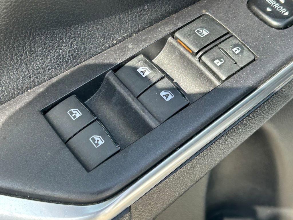 Used 2017 Toyota Camry SE image 21