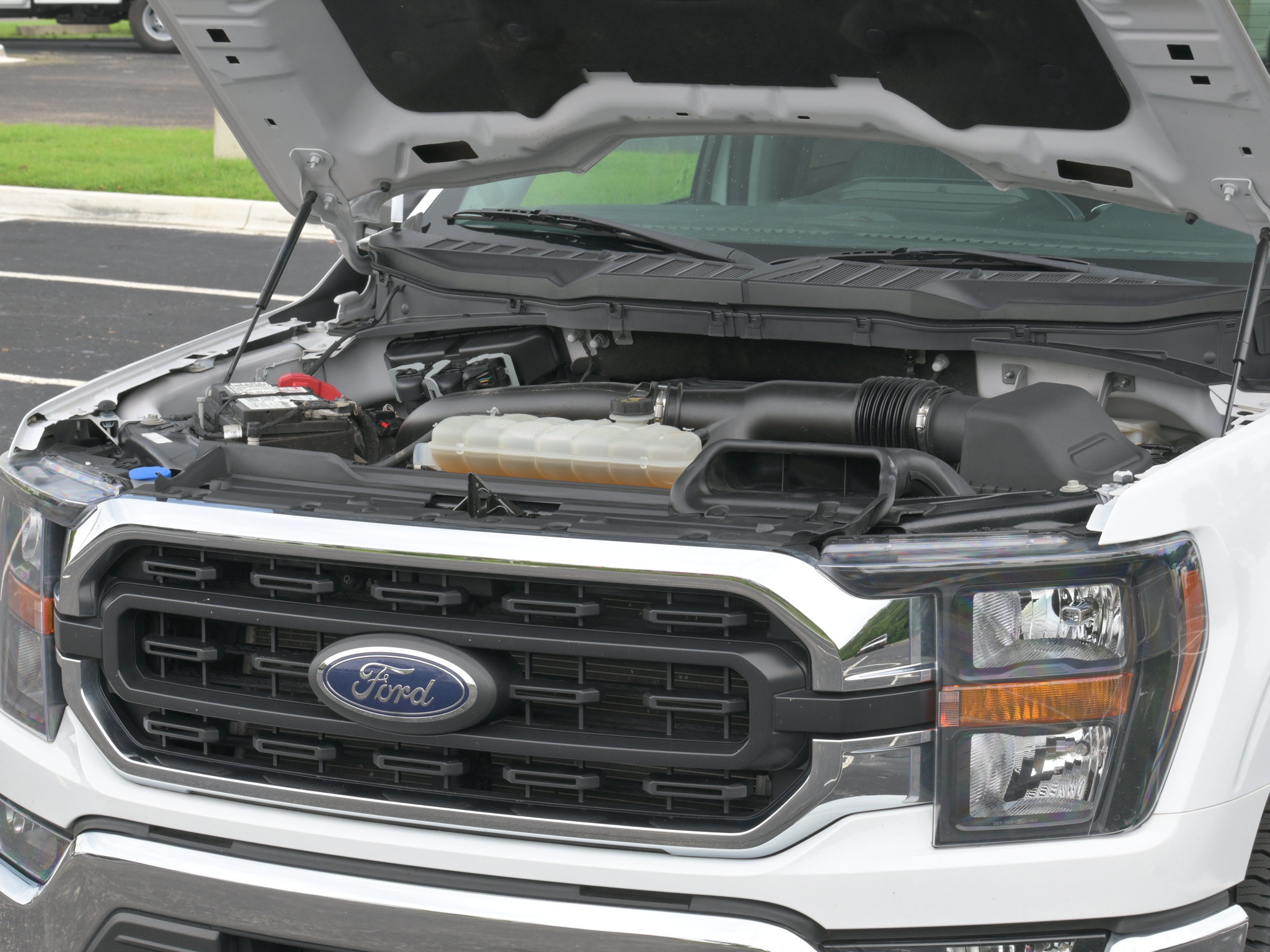 Used 2023 Ford F150 XLT AWD/4WD image 8