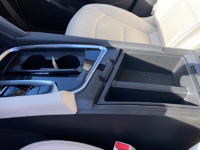 Certified 2024 Buick Enclave Essence w/ Trailering Package, 5000 lbs. AWD/4WD image 14