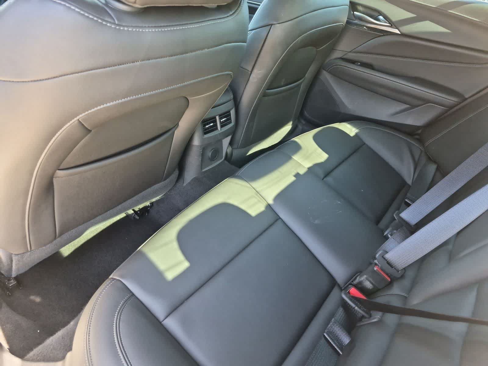 Used 2023 Cadillac CT4 Luxury RWD image 17