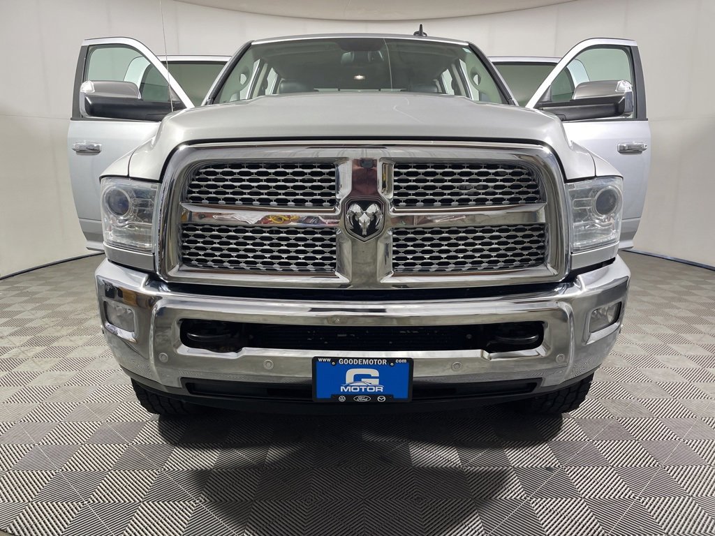 Used 2016 RAM 3500 Laramie image 10