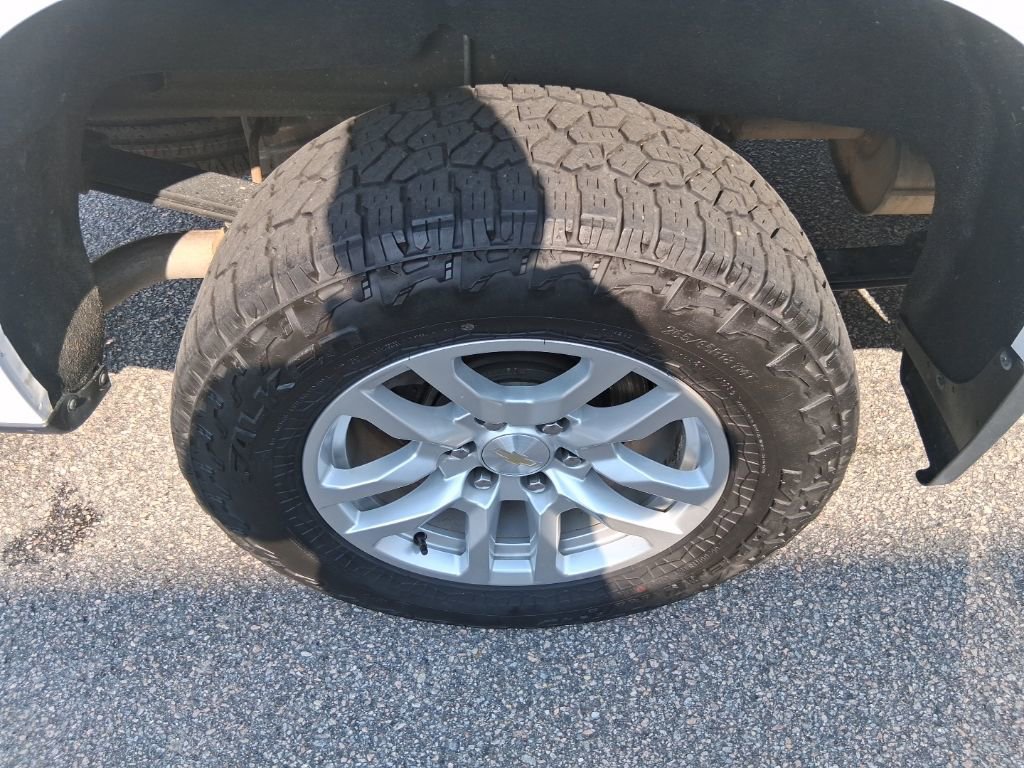 Used 2022 Chevrolet Silverado 1500 LT image 10