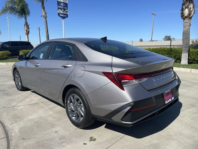 Used 2024 Hyundai Elantra SEL image 6
