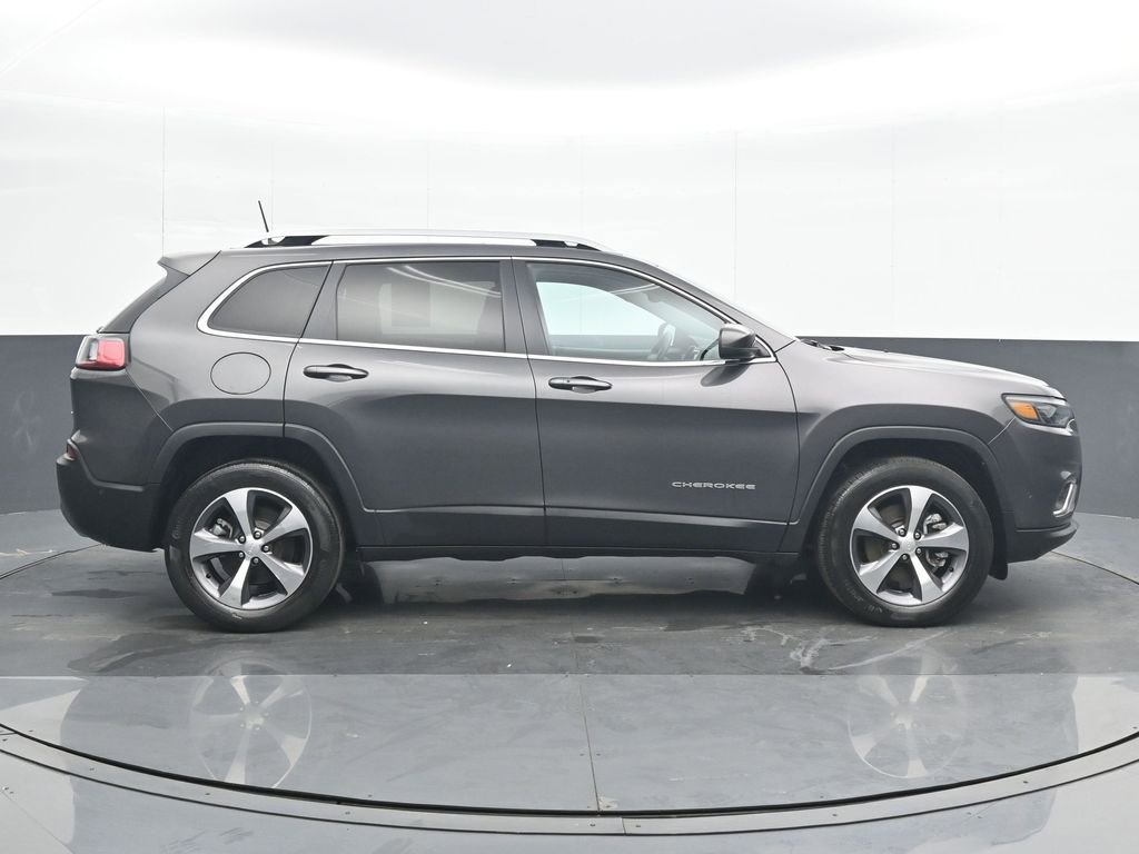 Used 2021 Jeep Cherokee Limited image 7