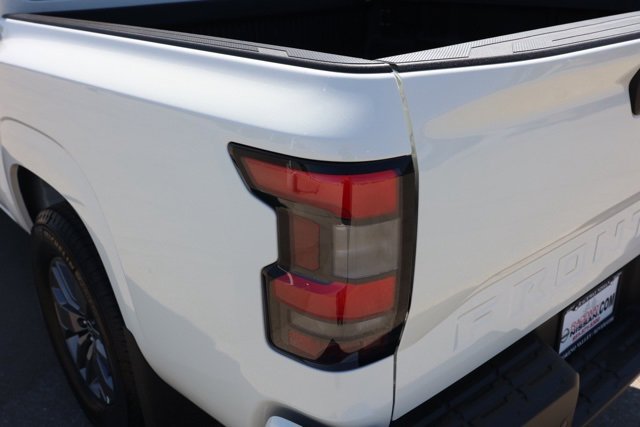 New 2025 Nissan Frontier SV image 7