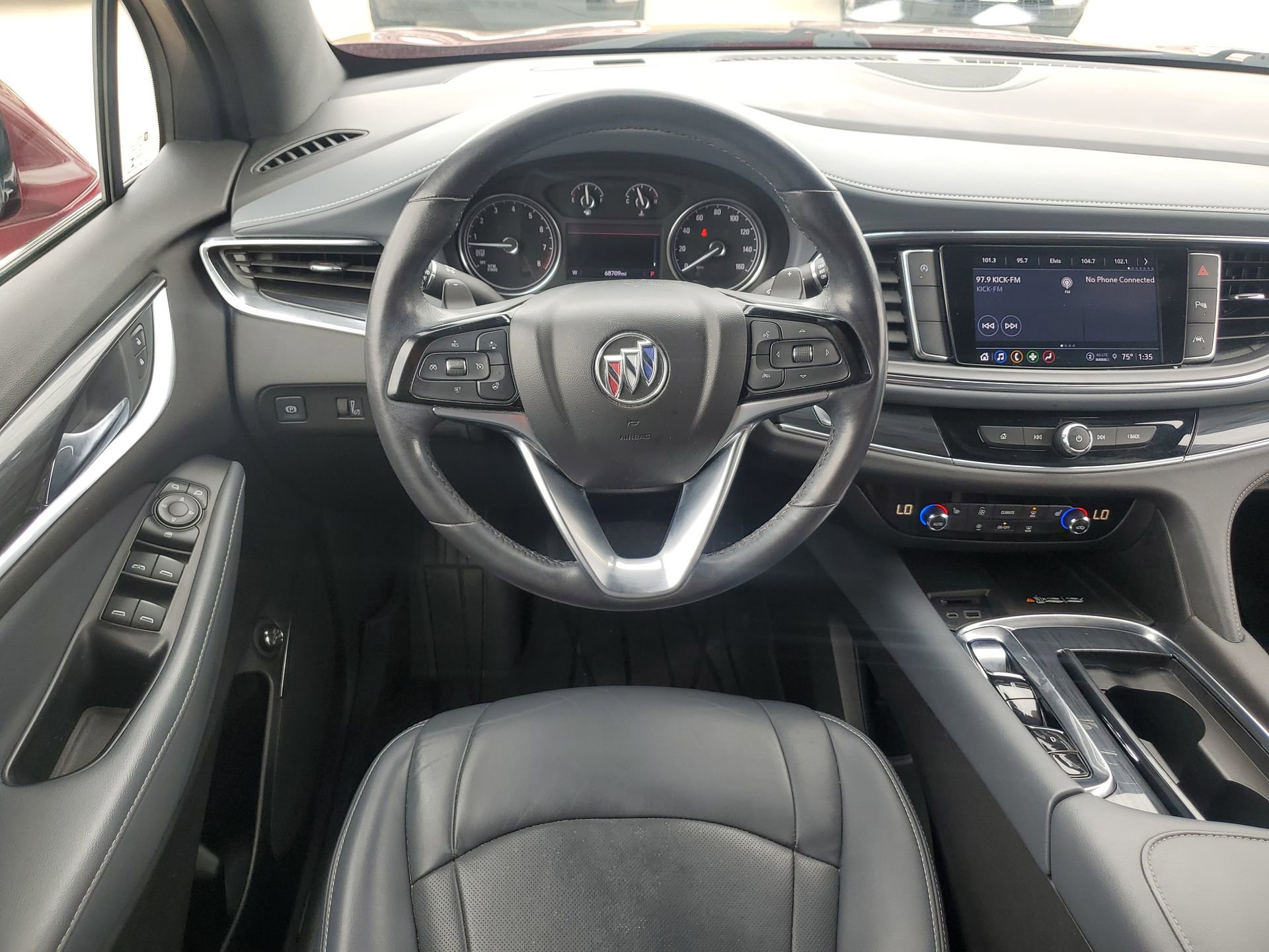 Used 2022 Buick Enclave Essence w/ Sport Touring Edition FWD image 18