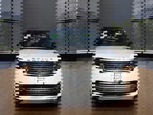 Used 2024 Land Rover Range Rover Long Wheelbase SE image 11
