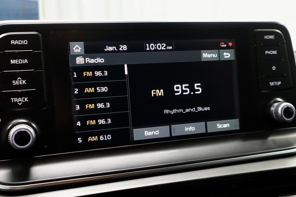 Used 2020 Kia Telluride LX image 3