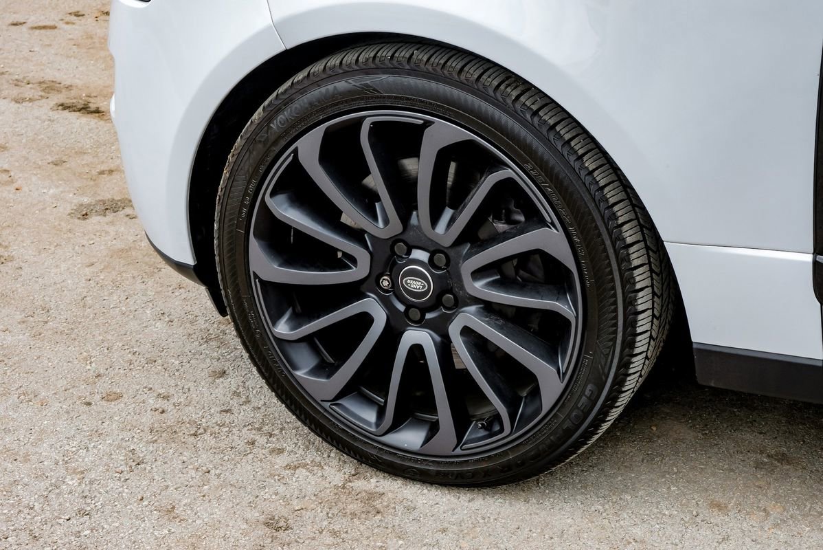 Used 2017 Land Rover Range Rover Supercharged image 62