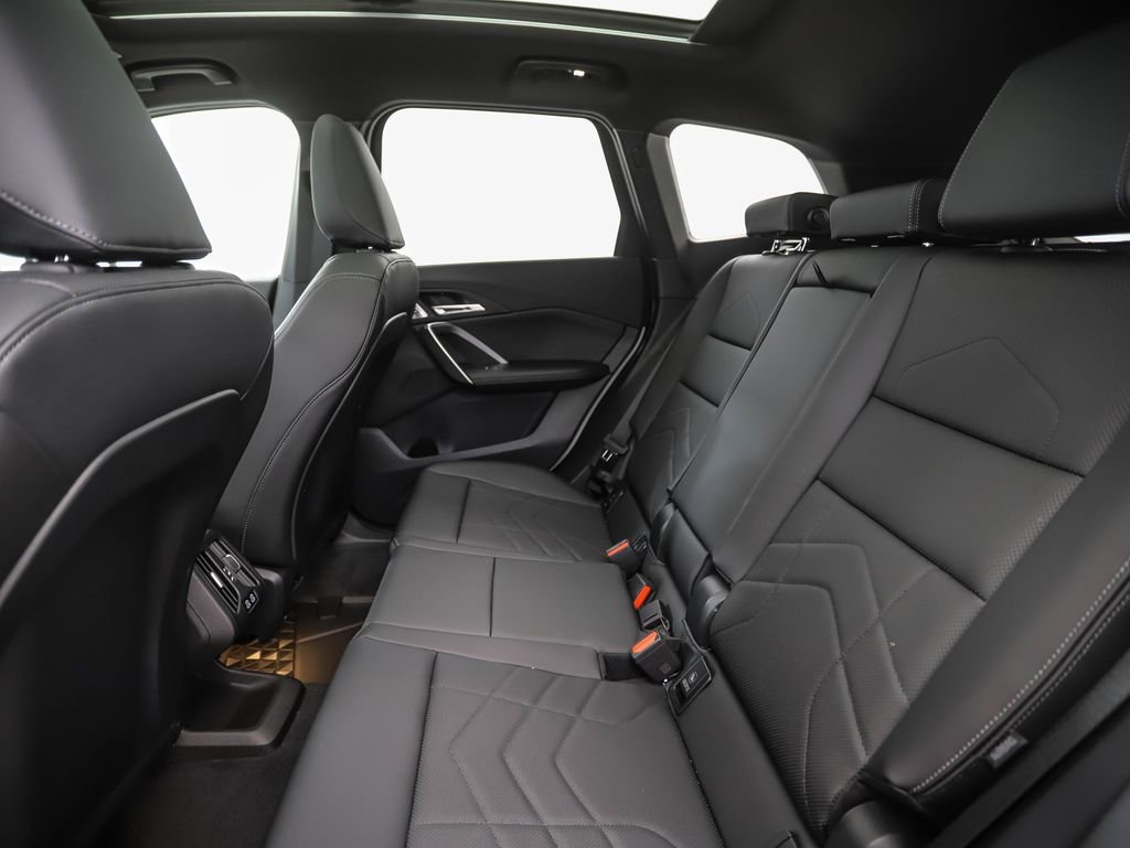 Certified 2025 BMW X1 xDrive28i w/ Premium Package image 22